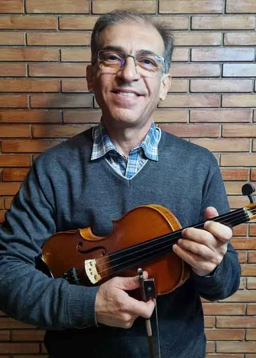 استاد مهرداد مقدم